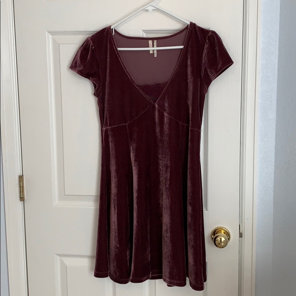 Frenchi (Nordstrom) velvet dress size L